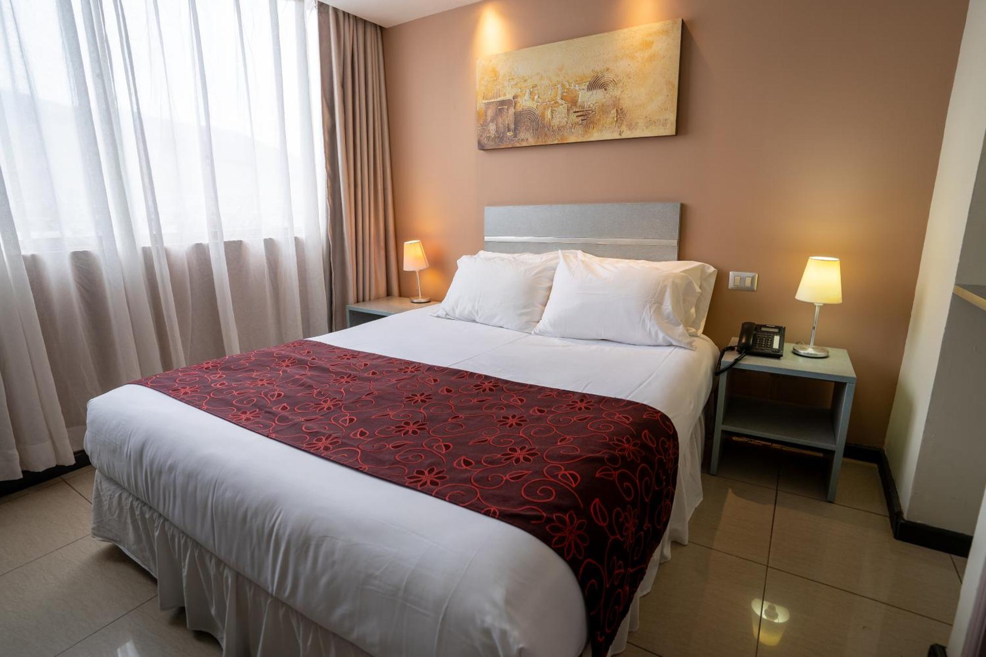 Hotel Gavina Express Iquique Exterior photo