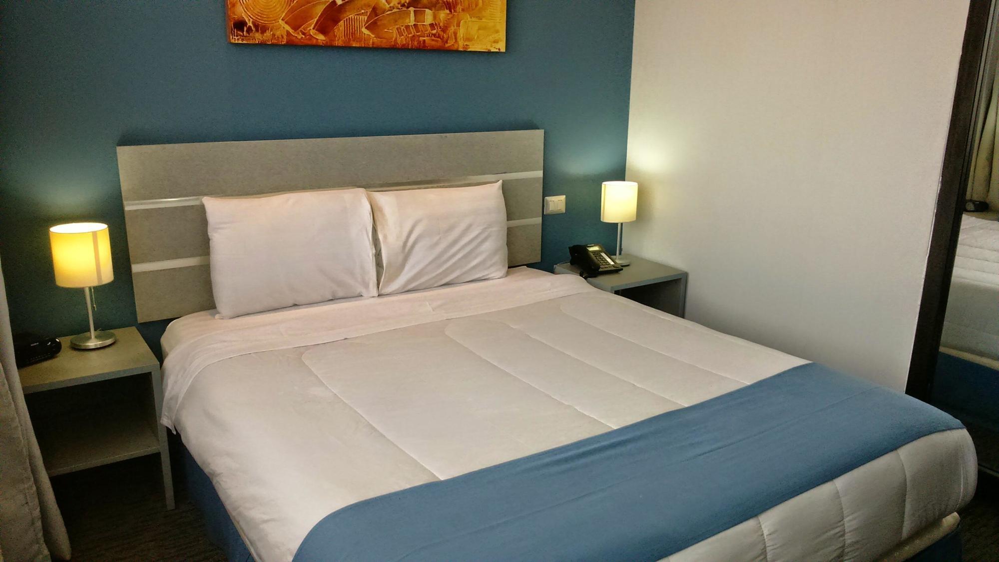 Hotel Gavina Express Iquique Exterior photo